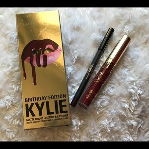 Kylie Leo matte liquid lipstick/liner duo